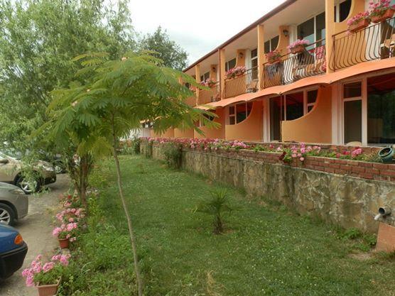 Hotel Surf Primorsko Extérieur photo