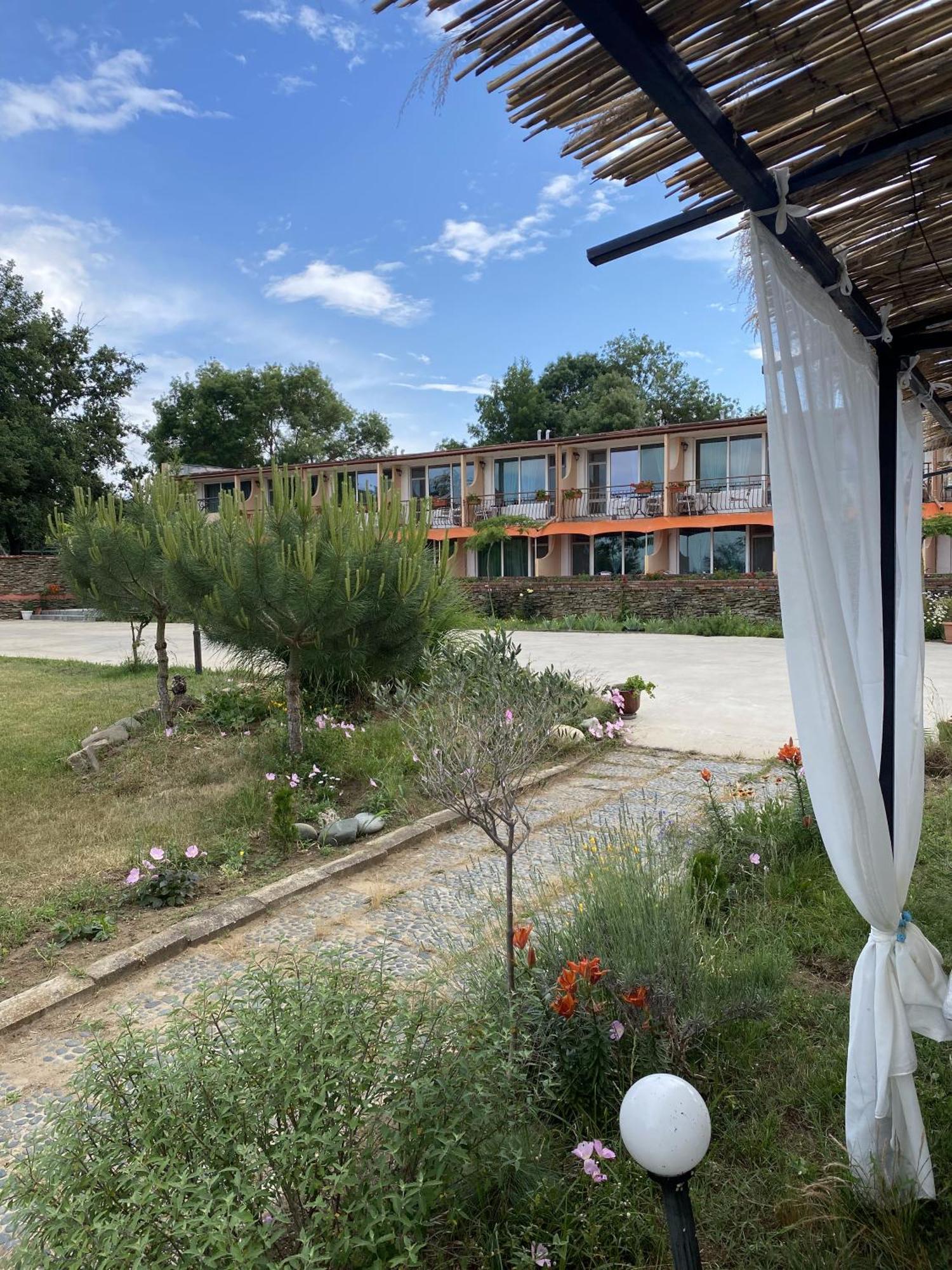 Hotel Surf Primorsko Extérieur photo
