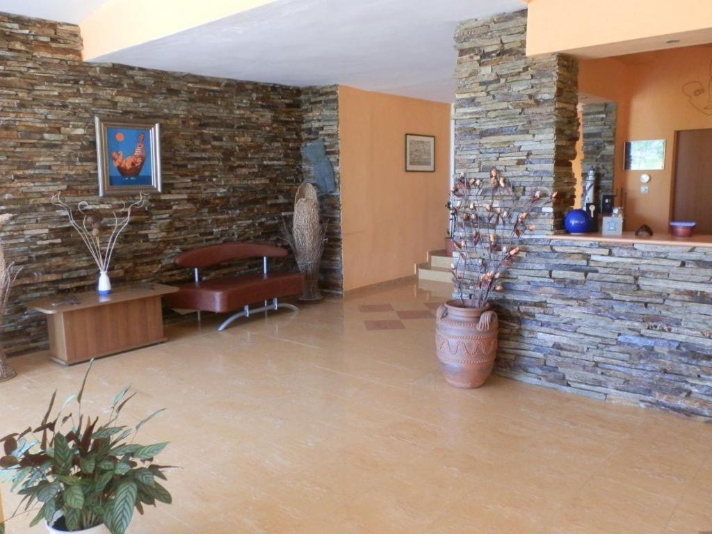 Hotel Surf Primorsko Extérieur photo